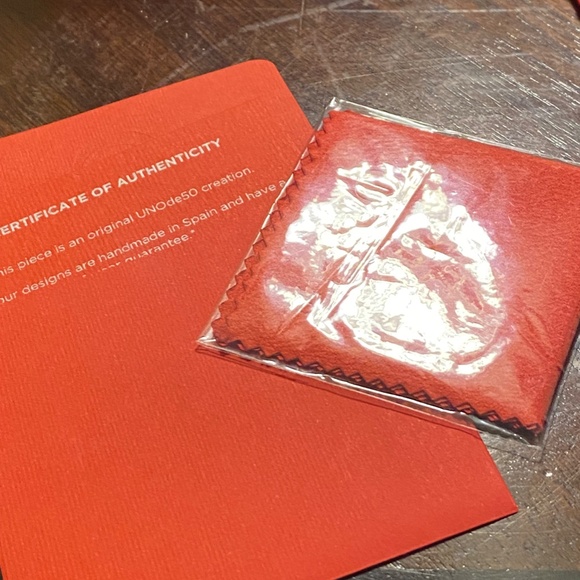 Uno de 50 Fatal Attraction Silver-plated Necklace -Green Crystal  -Matching Ring - Picture 10 of 10